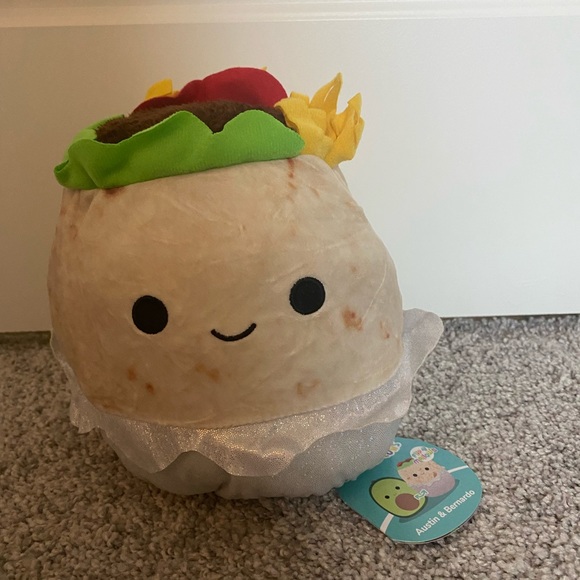 Austin and Bernardo Flip-A-Mallow Squishmallow - Picture 2 of 2